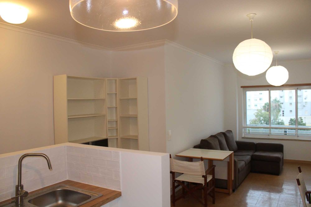 Apartamento T1 em Telheiras, Lumiar - Lisboa, para estudantes