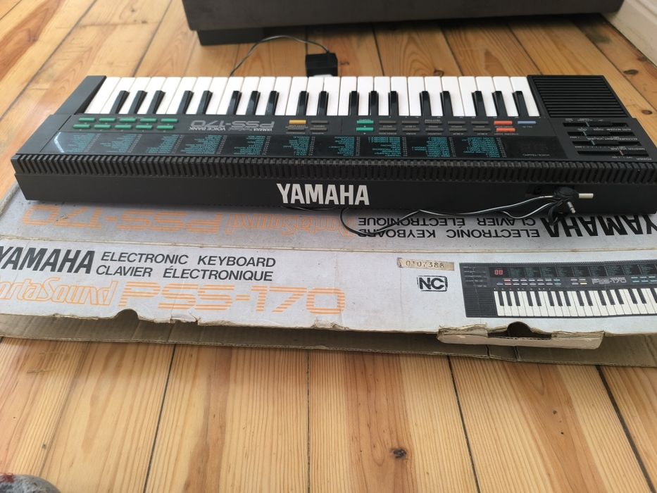 Teclado eletrônico Yamaha PSS 170