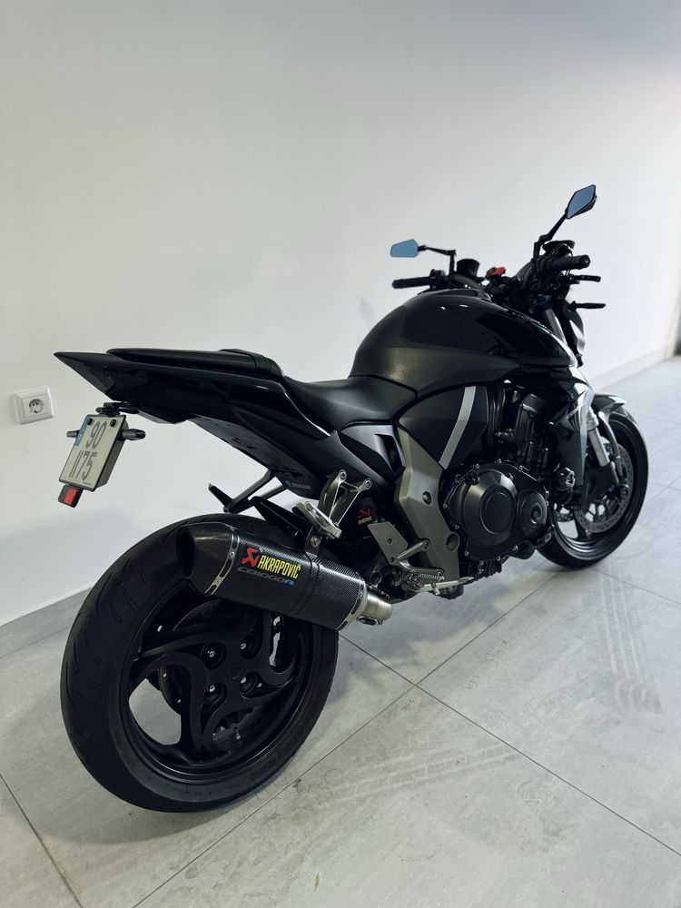 Honda cb1000r 2009 | 36000km | akrapovic + Muitos extras | Excelente