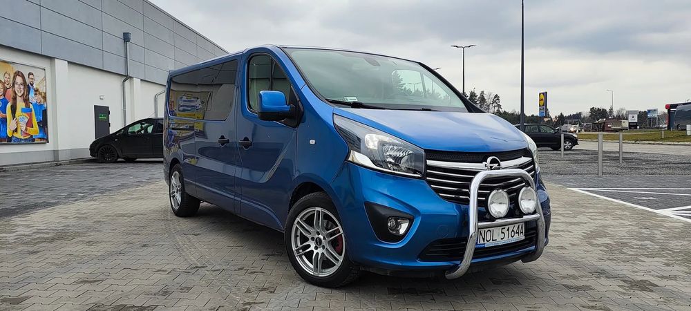 Opel Vivaro Opel Vivaro 145KM, Brygadówka, Ciężarowy, 5 miejsc, Full opcja