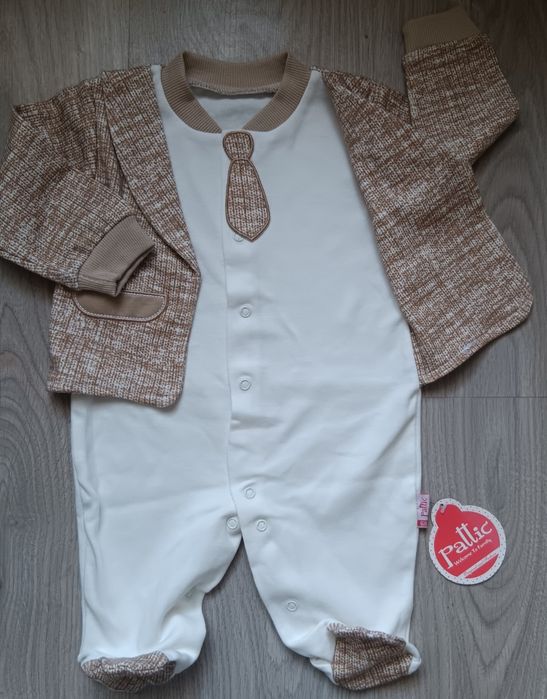 4 NOWE pajace 3D rozm 56-62 cm + dodatki