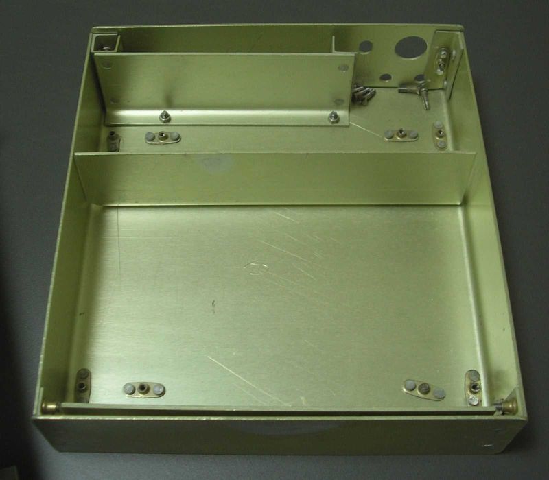 Корпус для електроніки