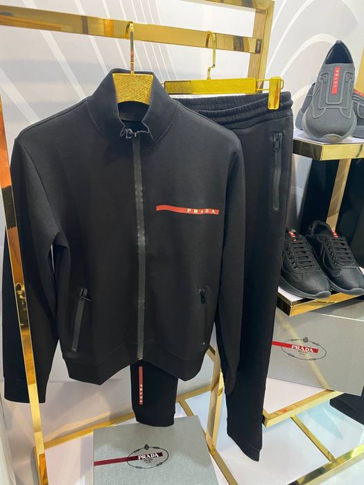 Спортивний костюм чоловічий Prada