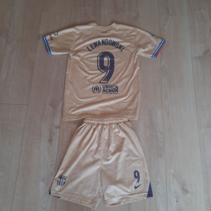 Koszulka+spodenki z FC Barcelony Robert Lewandowski