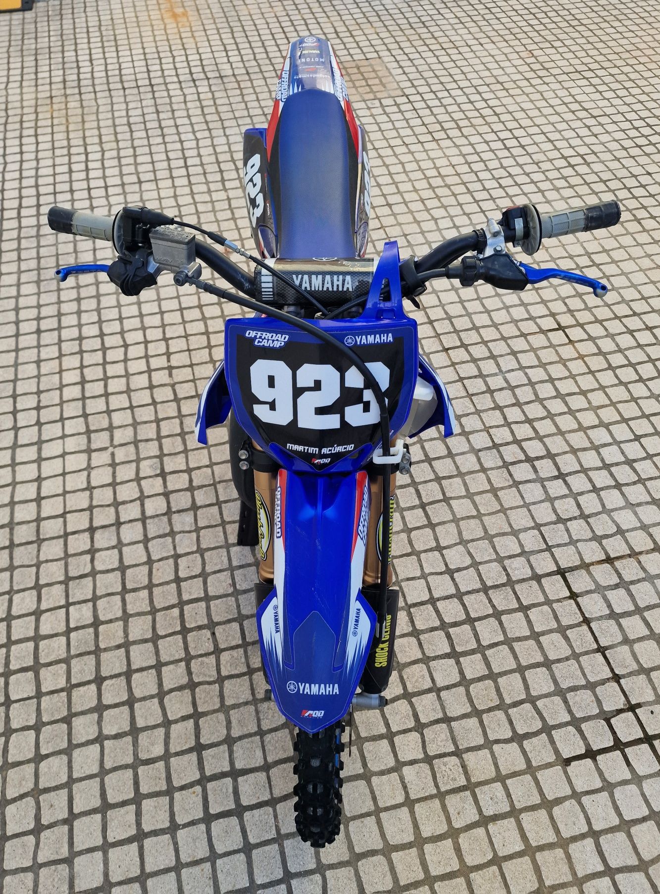 Yamaha YZ 65 em bom estado