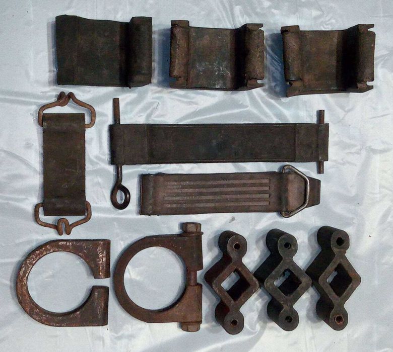 Набор элементов крепления глушителя радиатора бачка Ваз-2106