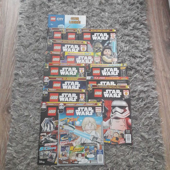 Star Wars kolekcja-15szt. gazetek i 11 plakatów, komiksy LEGO