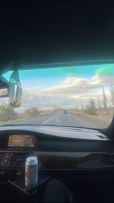 Продам BMW e60 330i