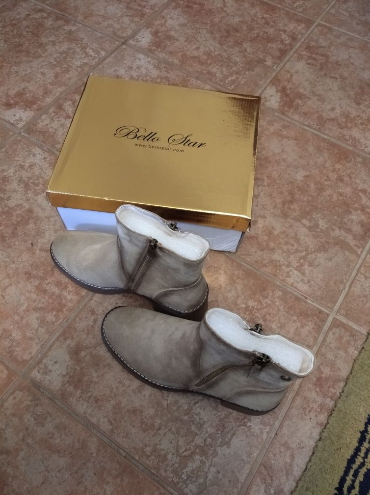 Botas novas tamanho 38