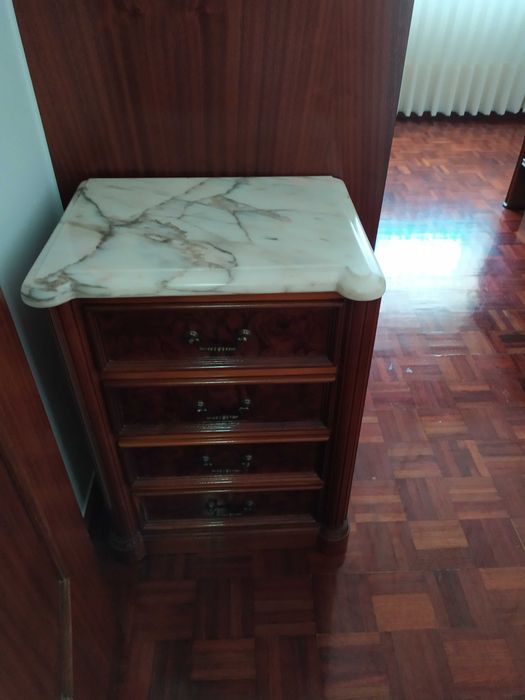 Móvel Comoda / Toucador móvel antigo vintage