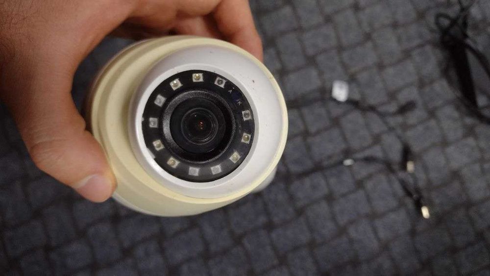 Камери відеоспостереження Dahua DH-HAC-HDW1200RP 3 шт.