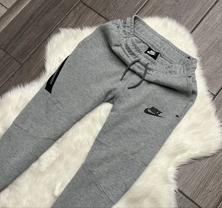 Дитячі оригінальні штани Nike tech flecce