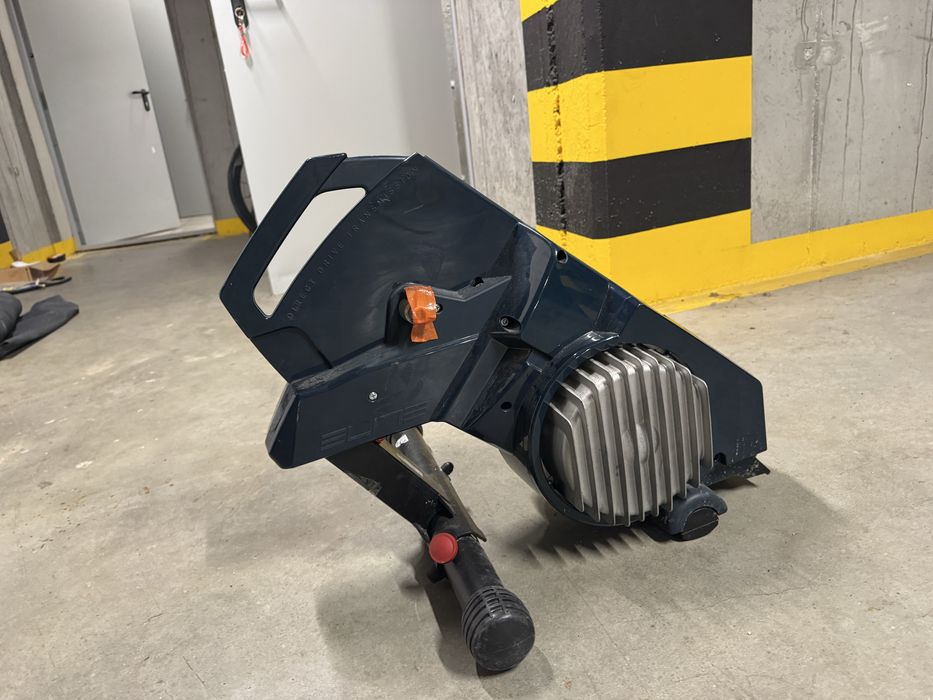 Trenażer rowerowy ELITE Turno