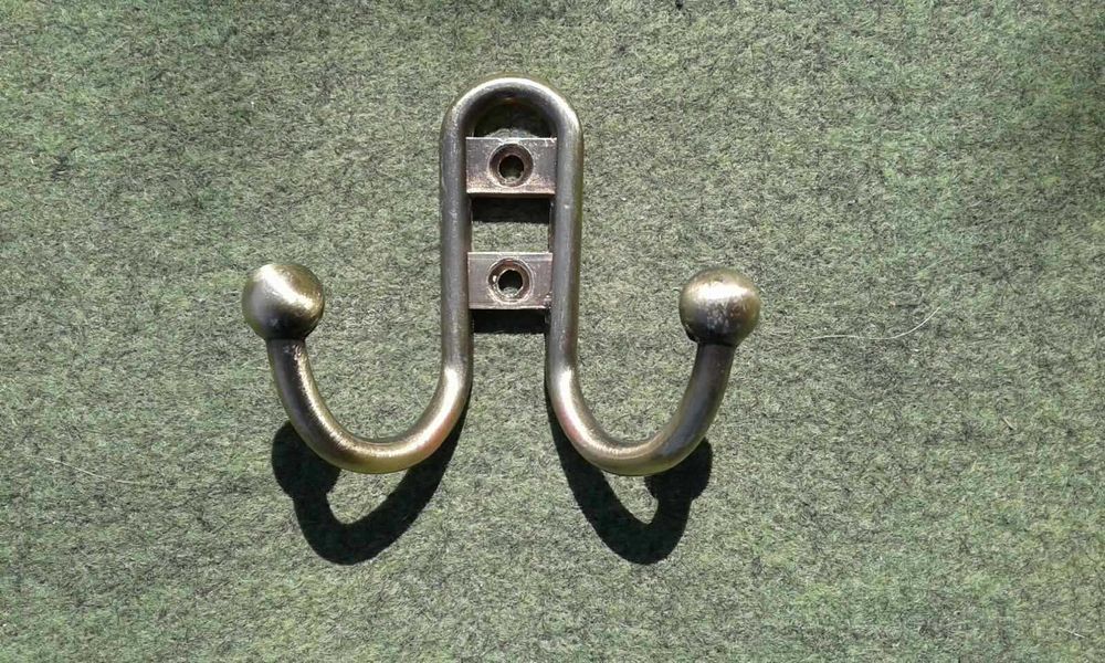 Продам вешалка крючок, гачок меблевий