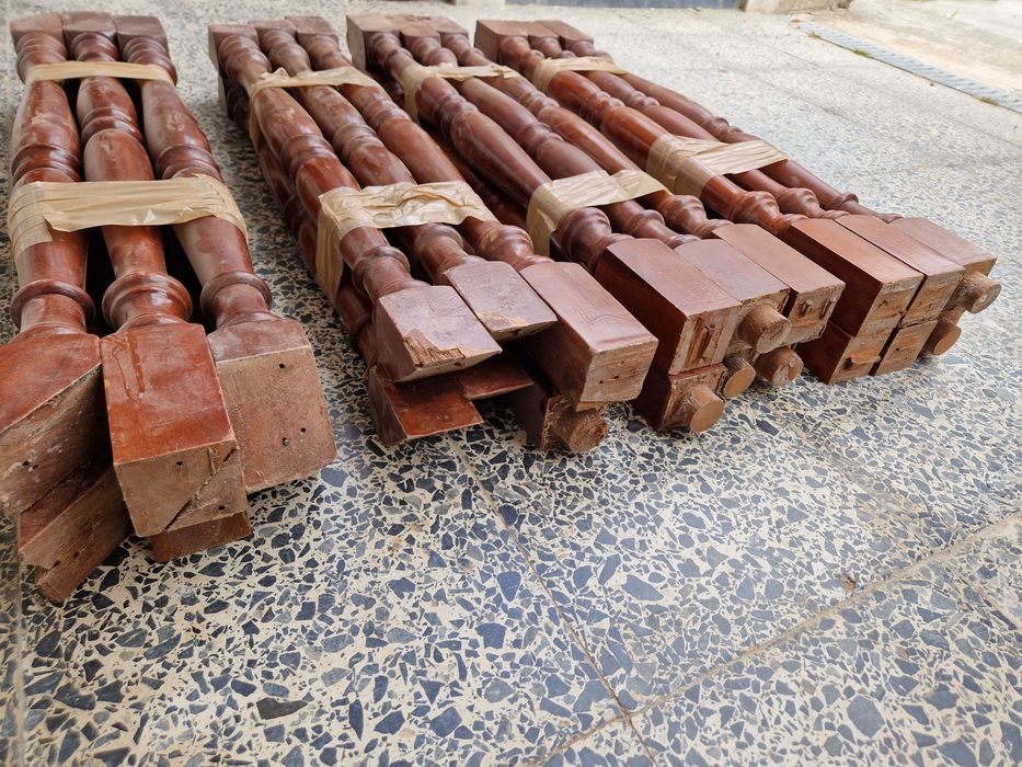 Balaústres em madeira