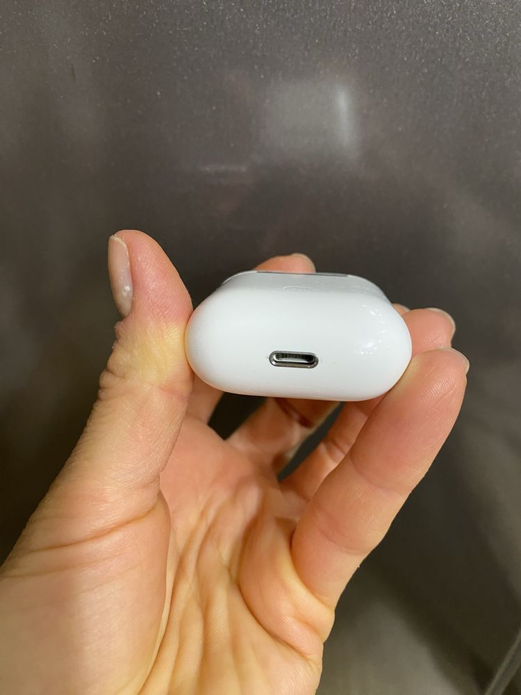 AirPods оригінальні