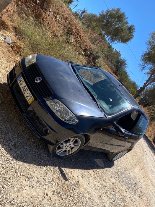 Vende-se fiat punto avariado