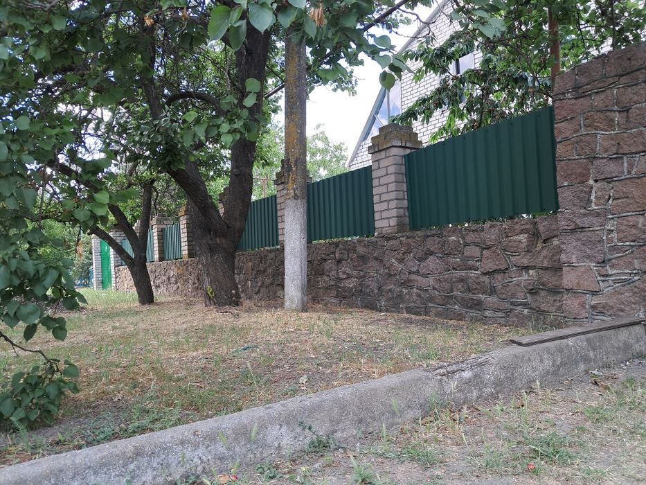 Продається будинок в Новому Бузі