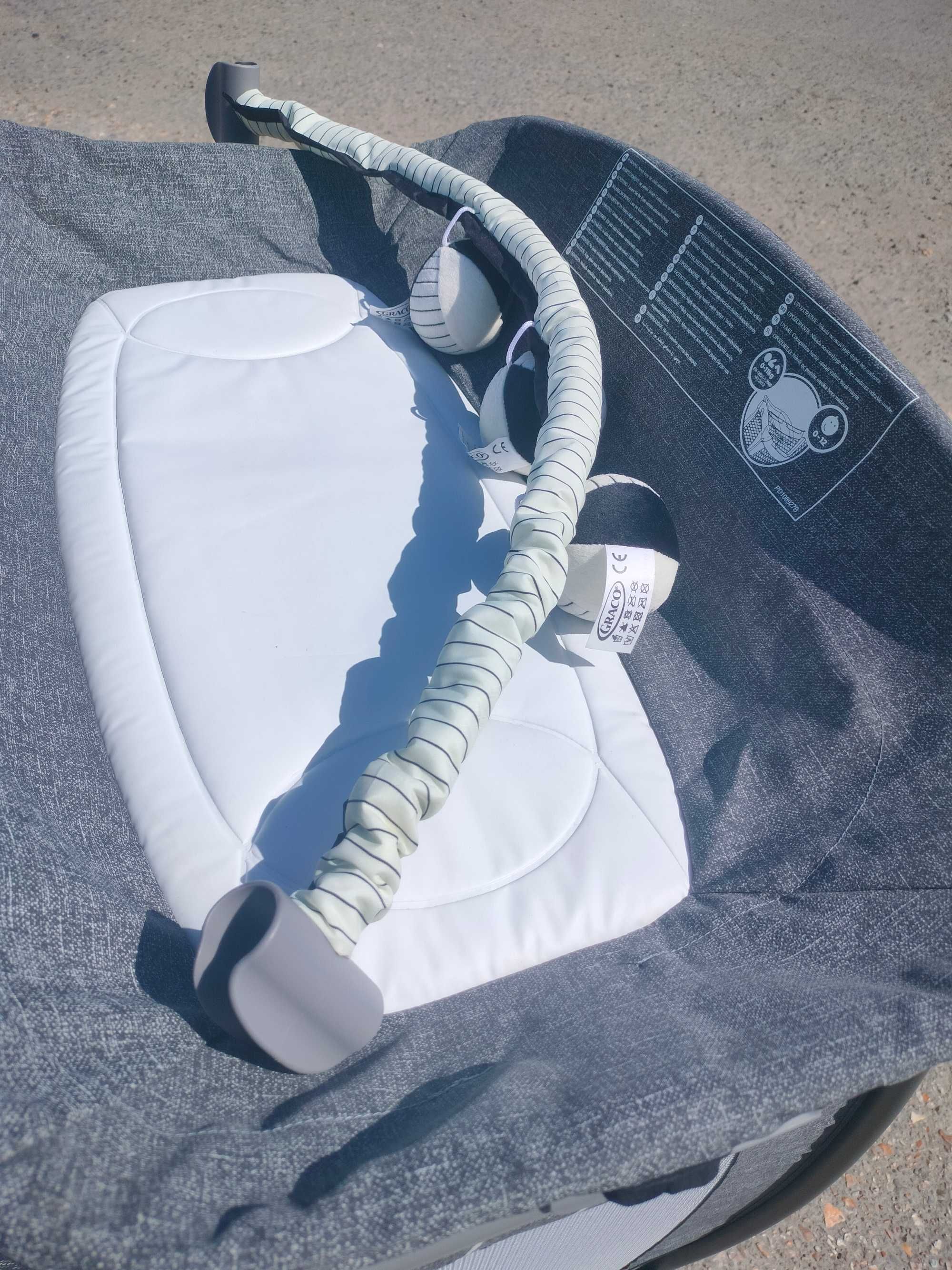 Łóżeczko skladane kojec Graco Contour Electra Bassinet Trawel