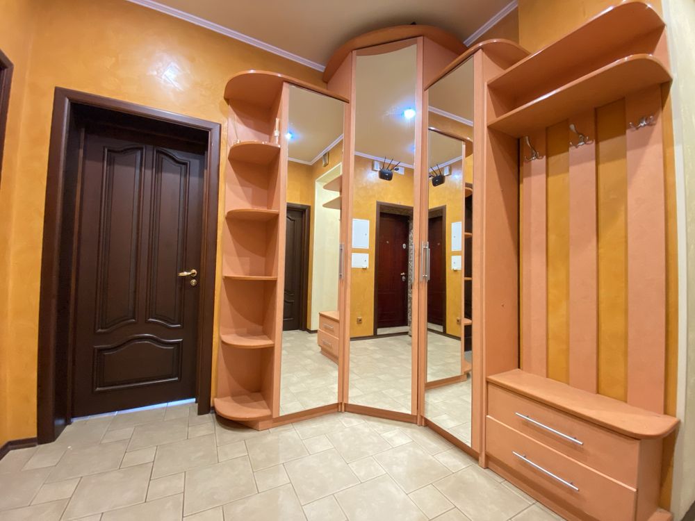 Продам 3 ком. квартиру, 107 м2, мебель, техника, ремонт, рядом парк