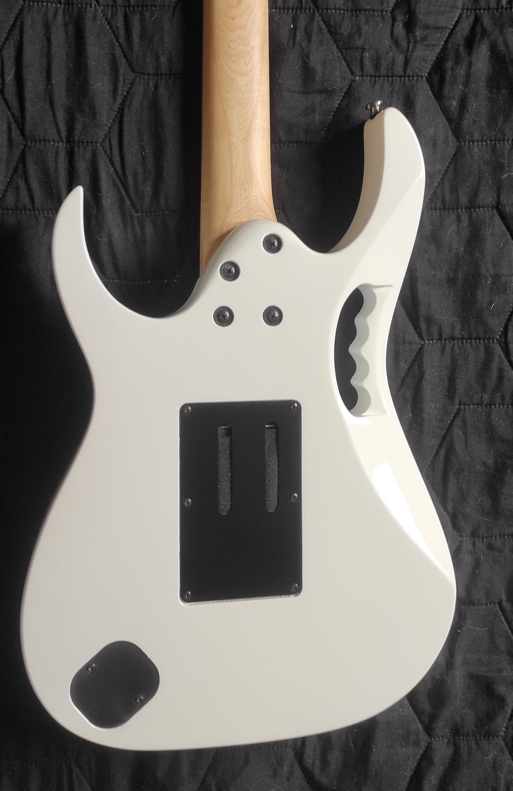 Gitara elektryczna Ibanez JEM JR