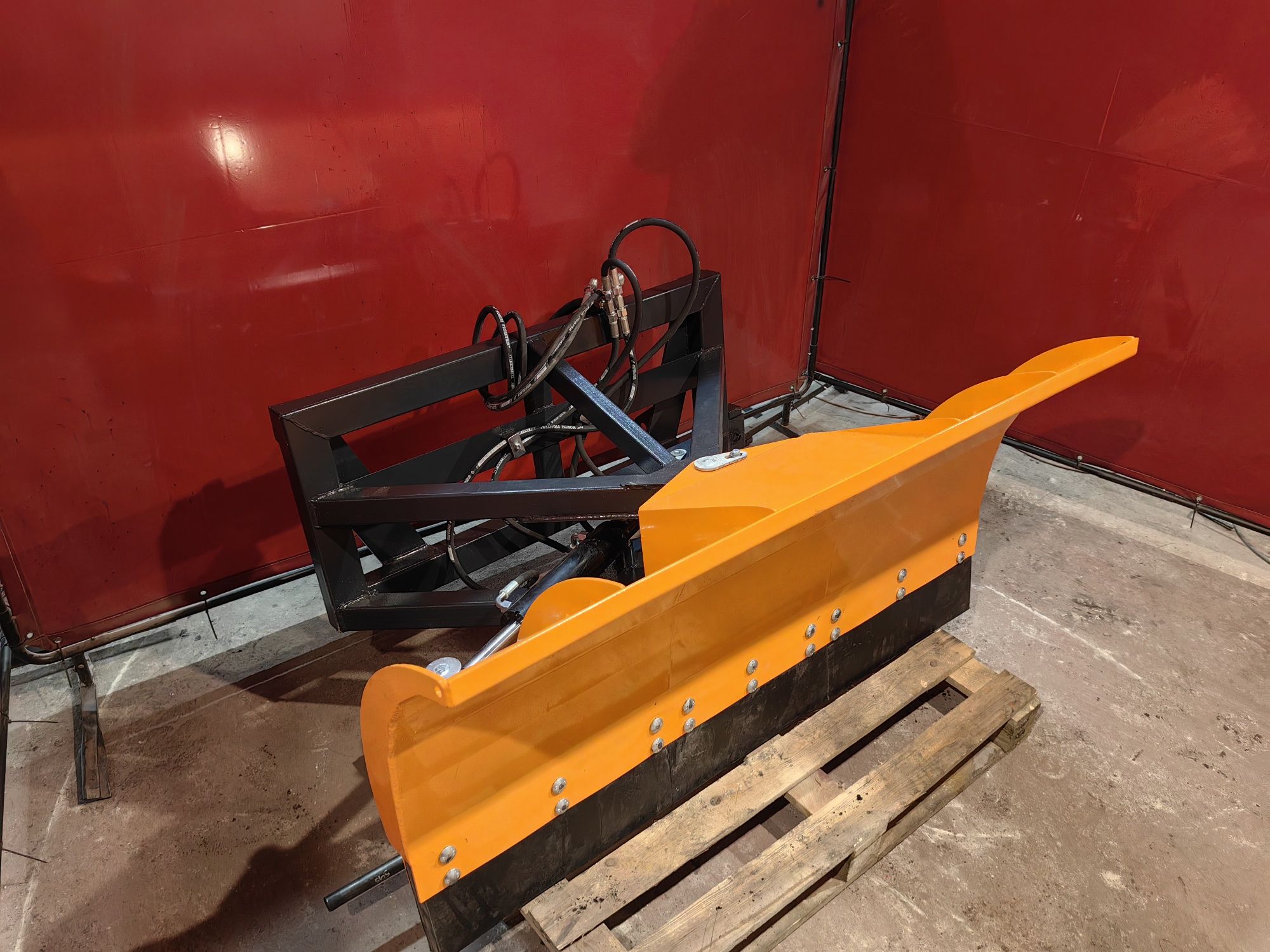 PŁUG do śniegu HYDRAULICZNY EURO+TUZ JCB Bobcat Weidemann inne DOSTAWA