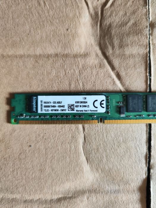 Módulo de memória KVR13N9S8/4