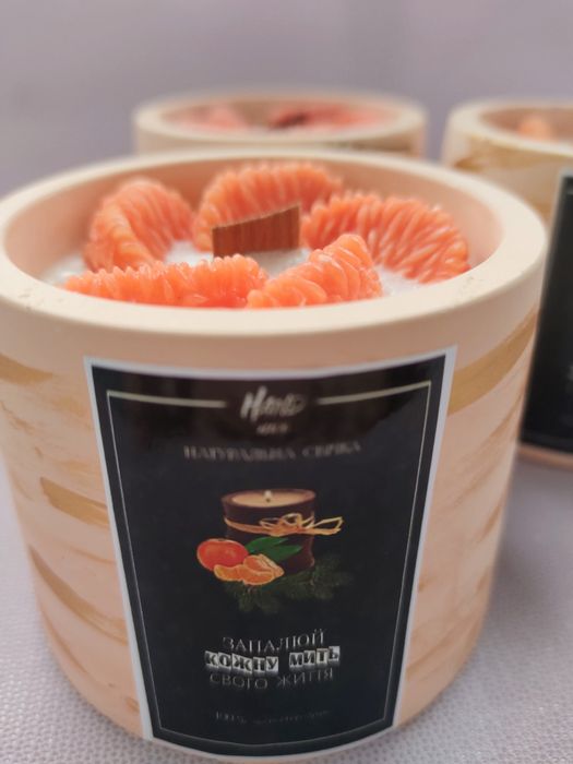 Свічка мандаринка..