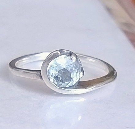 Srebrny pierścionek