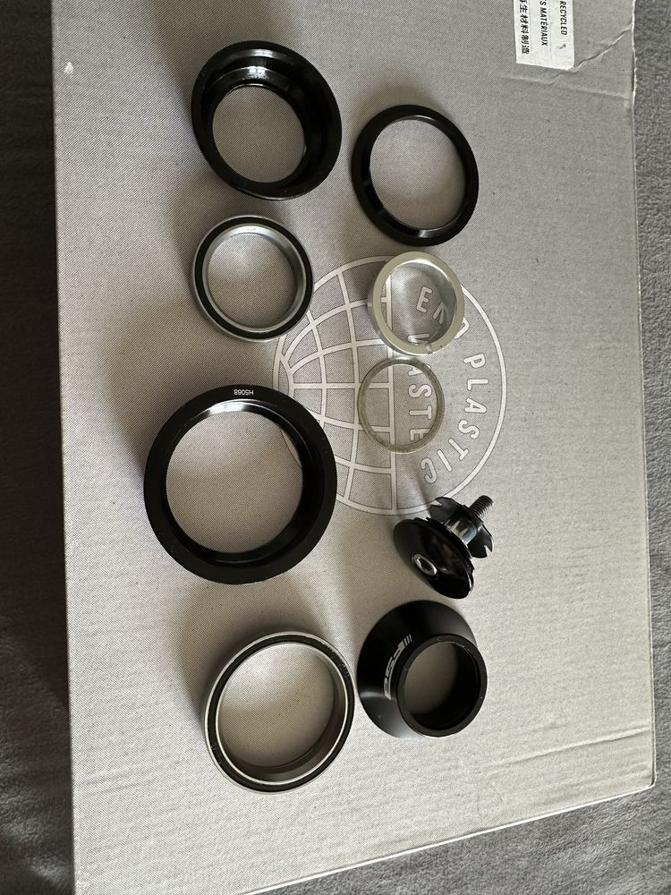 Stery półzintegrowane FSA Orbit NO.57/52 1 1/8”-1.5” tapered, ahead