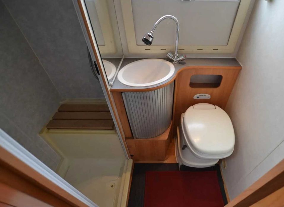 Autocaravana Adria Adriatik Muito Estimada