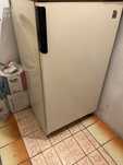 TANIO dobrze mrożącą zamrażarkę i dwuagregatowa duża lodówka Whirlpool