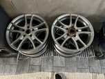 Jantes bmw 17 com algumas marcas de usso