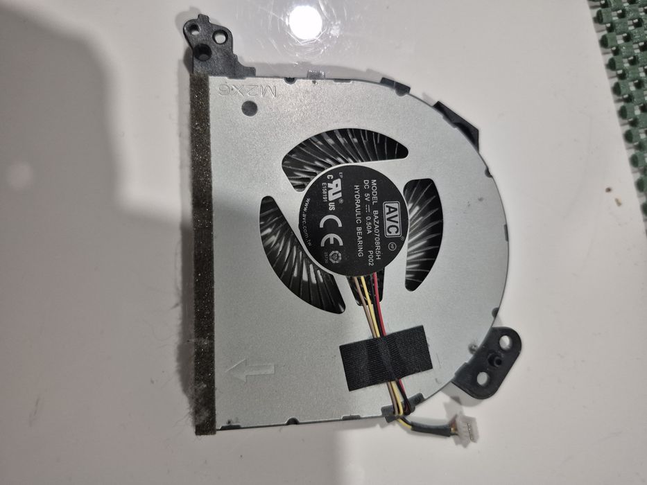 Wentylator do laptopów Lenovo Ideapad 320