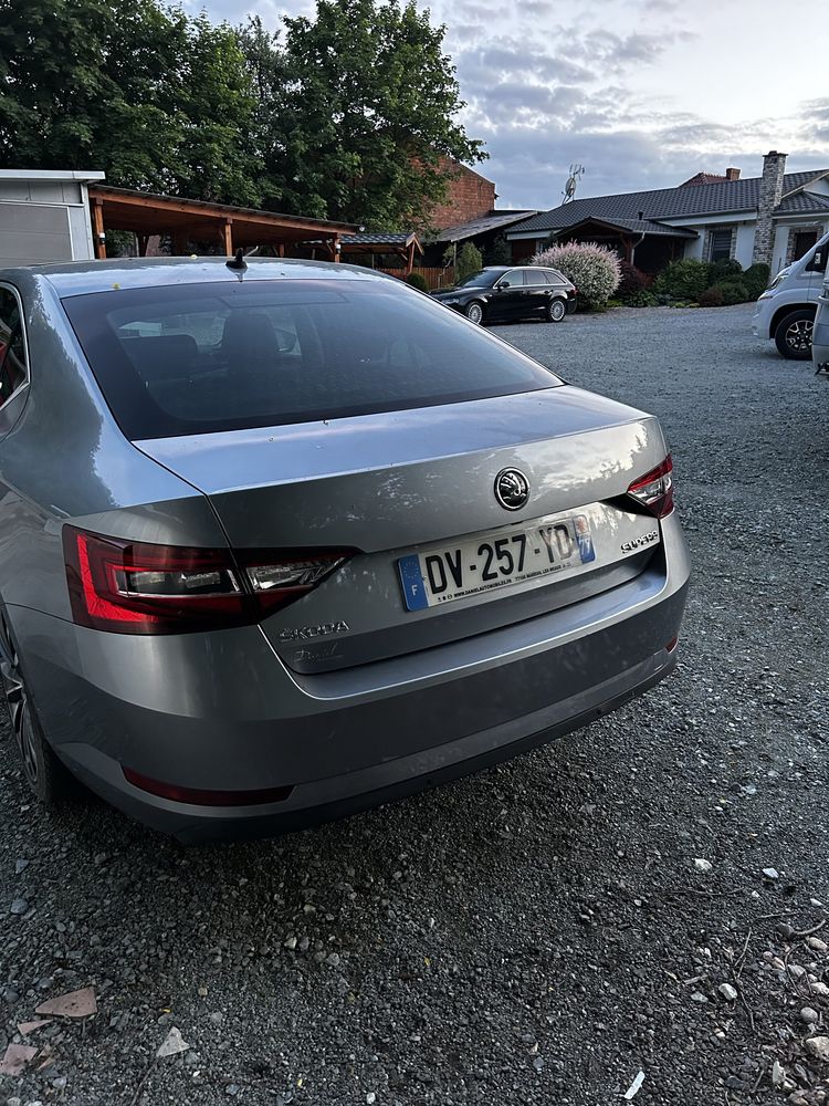 Skoda superb L&K