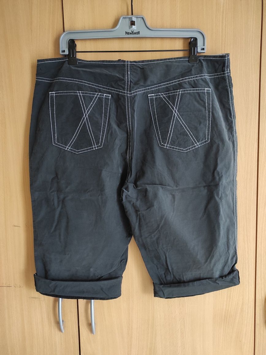 Spodenki męskie zaginane u dołu Kangol rozm XL/42