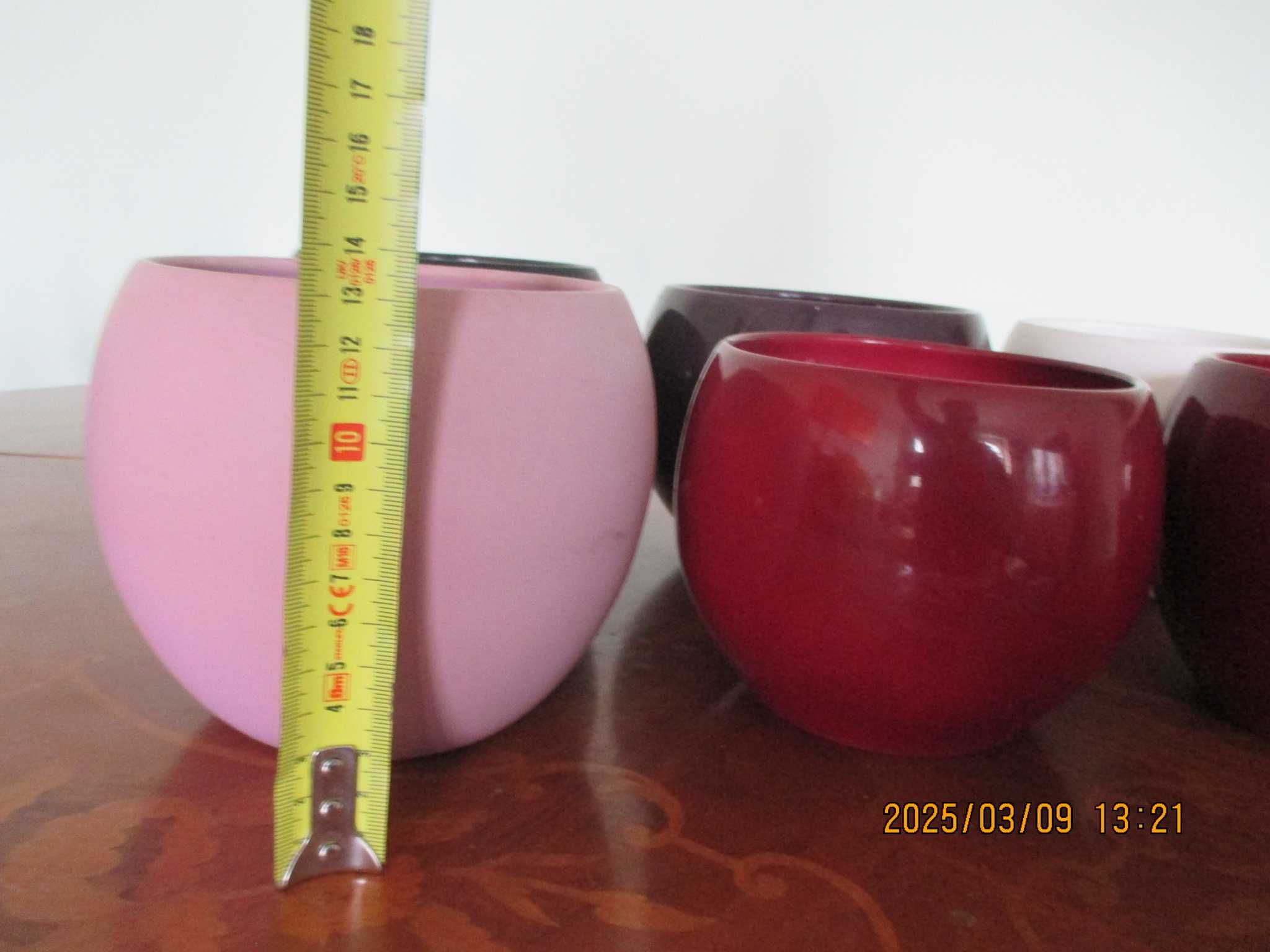 Zestaw 5 szt. doniczek ceramicznych - kule (12 i 13 cm wysokości)