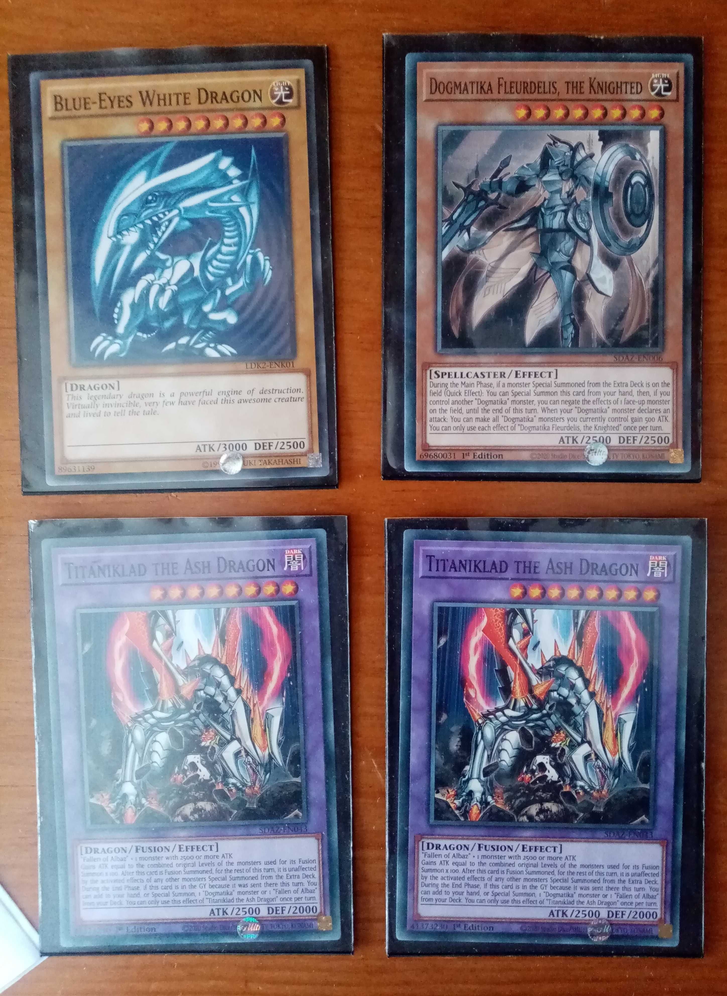 Yu-Gi-Oh 8 cartas random (YGO)