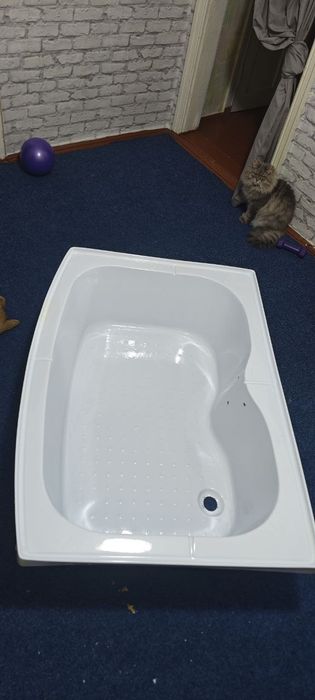 Ванна кутова 80*120*30