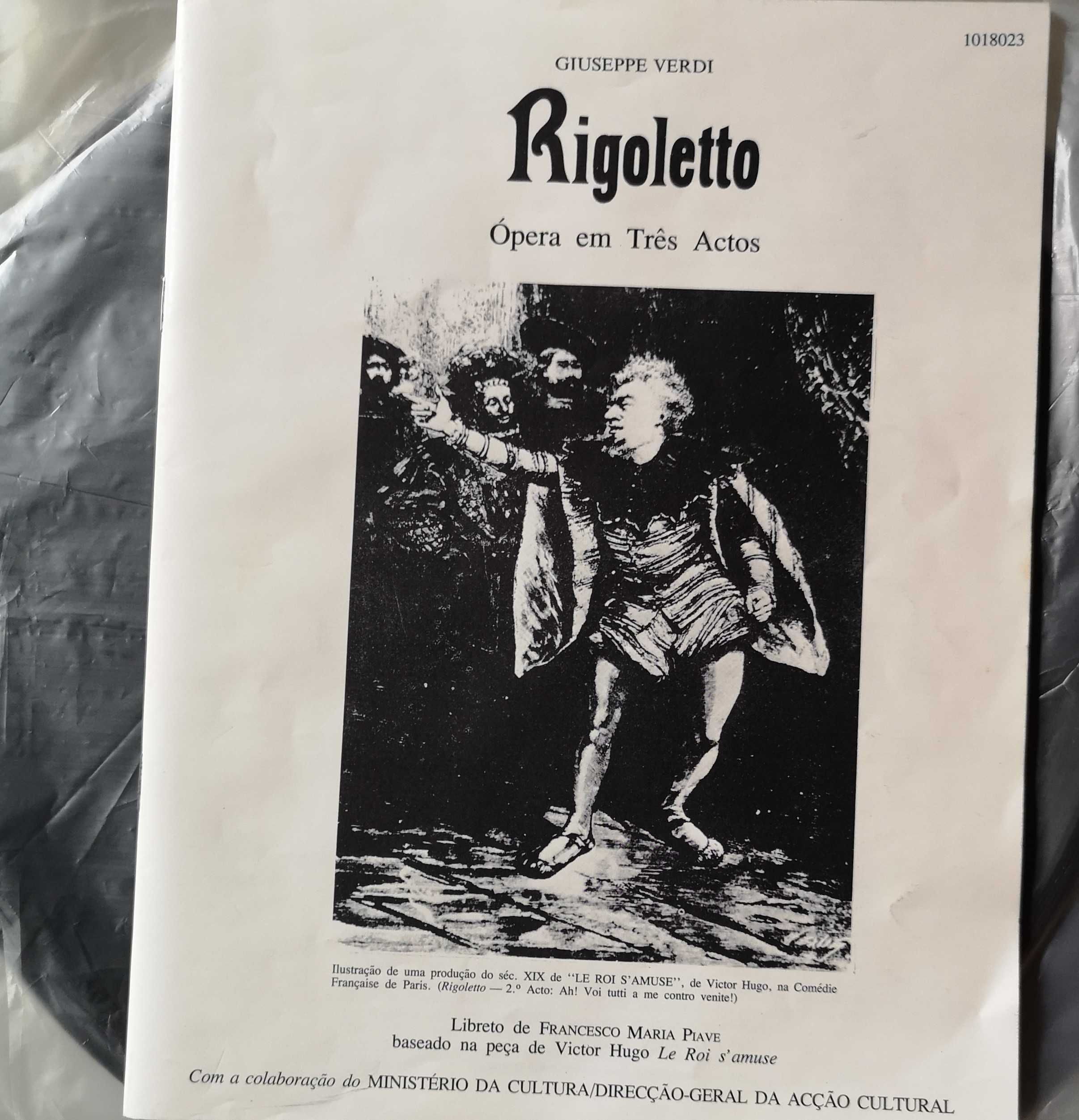 Caixa com 3 Lp Vinil, Ópera Rigoletto de Verdi