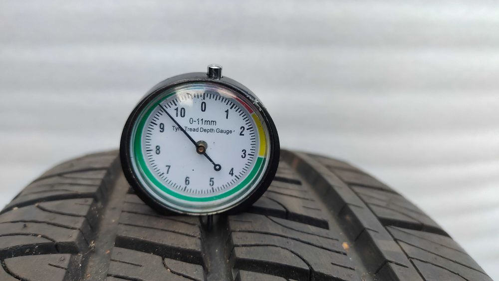 Opona Całoroczna 215/65/16C Goodyear 9,5mm