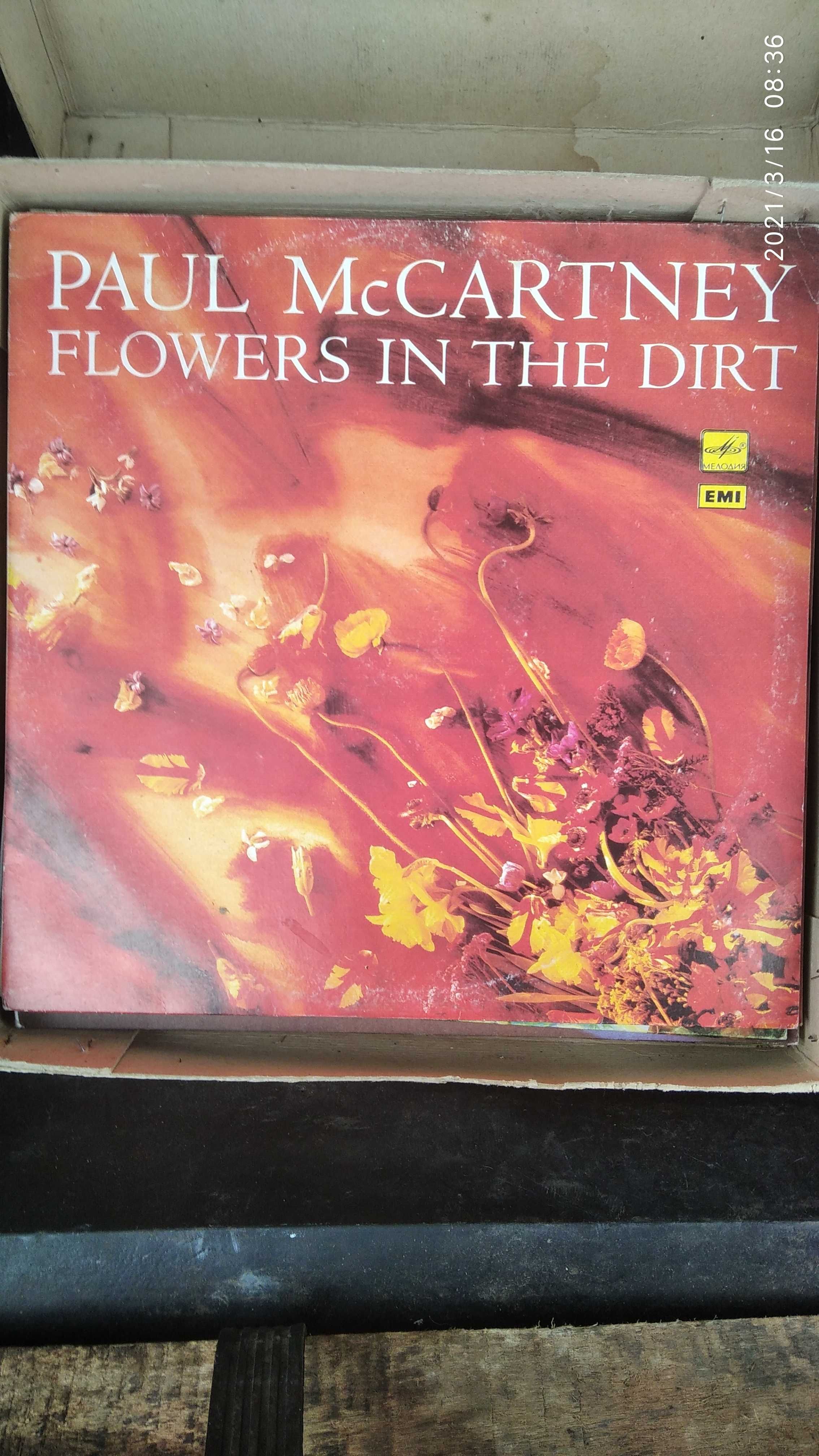 Пластинка Paul McCartney «Flowers in the dirt» (винил)