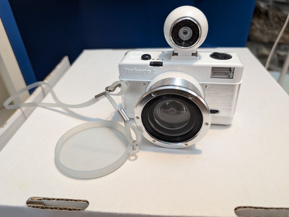 Máquina fotográfica Lomography Fisheye 2