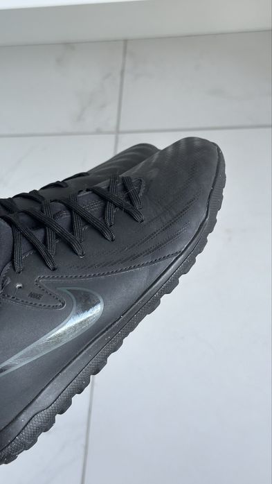 Бутси Сороконіжки футбольне взуття Nike Phantom Luna 2 оригінал