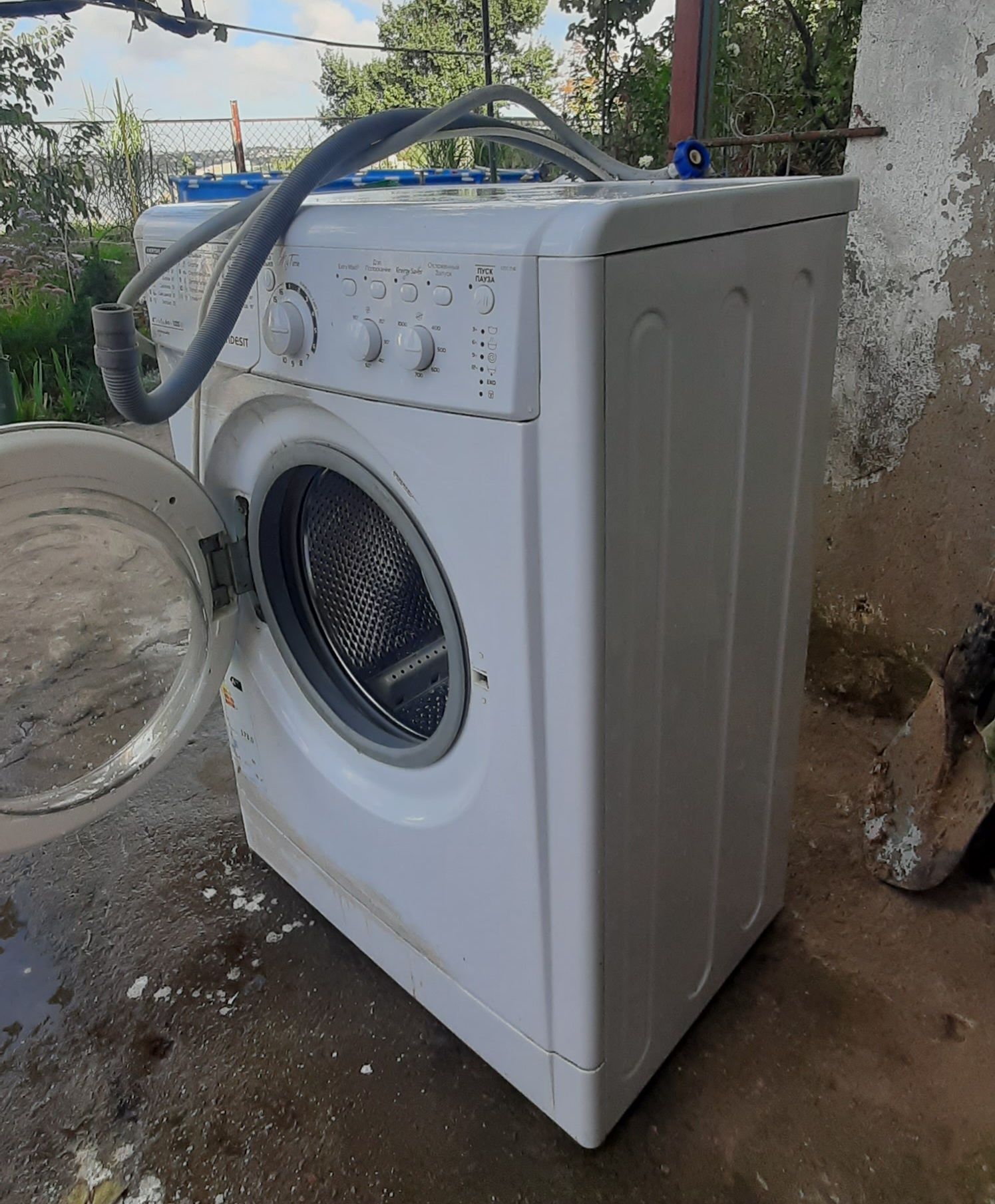 Стиральная машина автомат INDESIT