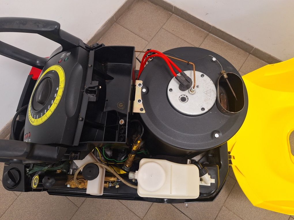 Myjka ciśnieniowa Karcher HDS 698c eco