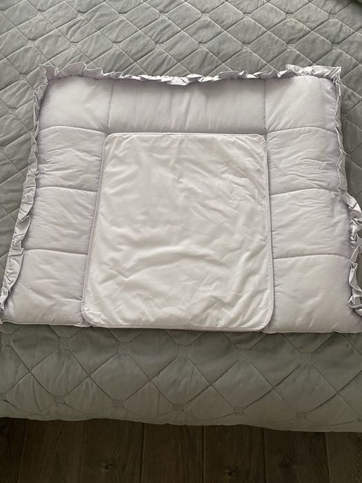 Мягкий пеленальный матрасик