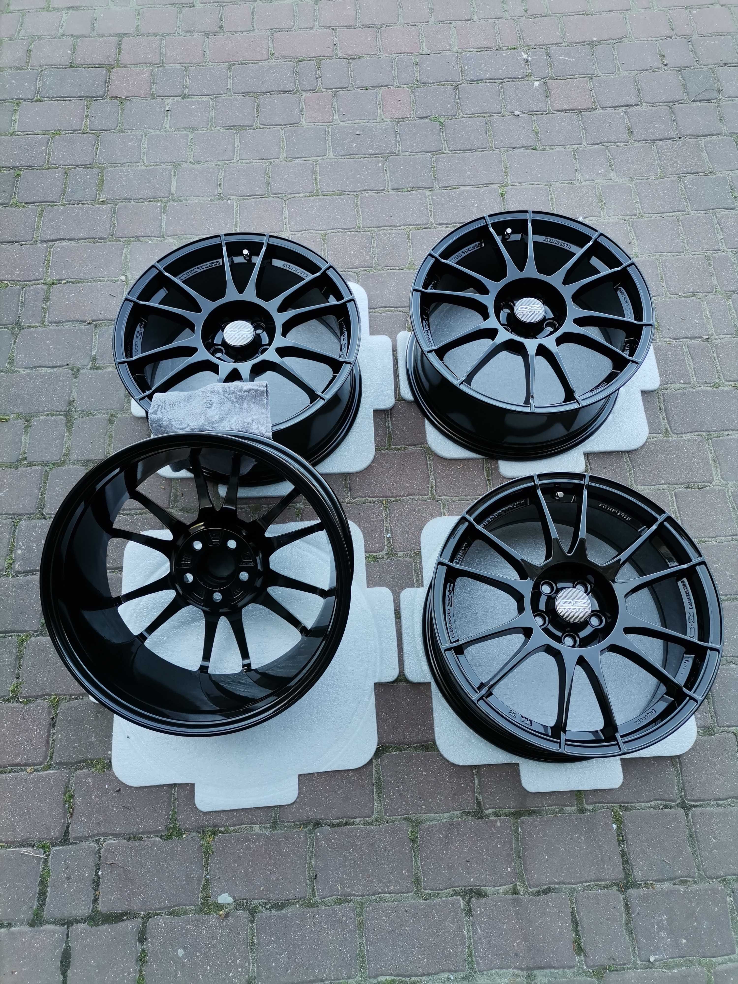 17'' Oz Ultraleggera 5x100 Czarny fortepian Śliczne.