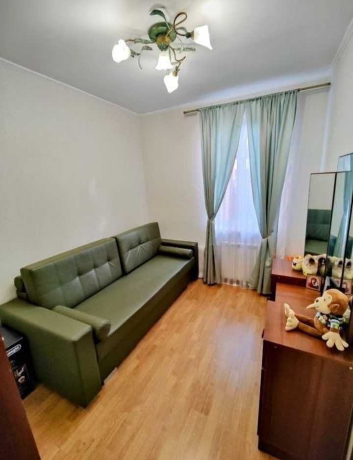 Без комісії, будинок 250м², 15 соток, 6 кімнат, басейн, теплиця, сад