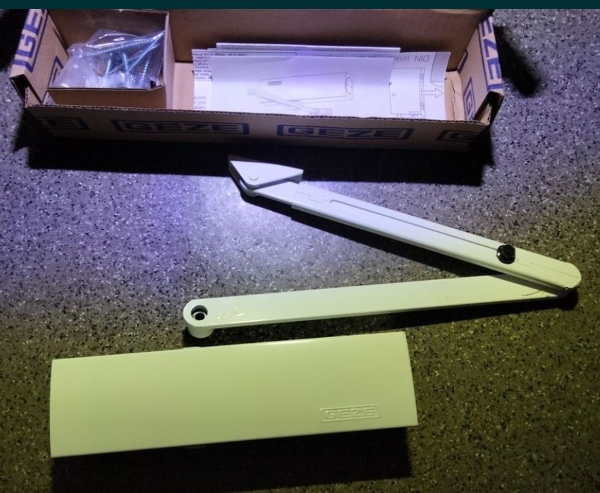 Дотягувачі для дверей!!!